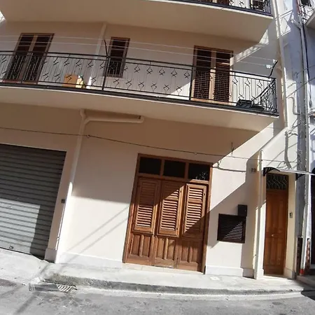 New * Castellammare del Golfo